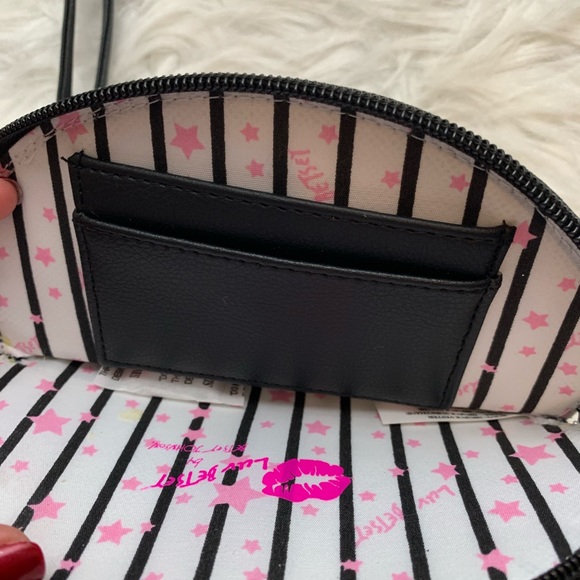 🎉HP🎉🆕Betsey Johnson cat wristlet - Picture 5 of 7